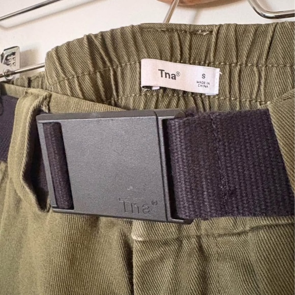 SOLD // TNA Army Green Cargo High-Waisted Pants - Picture 3 of 4